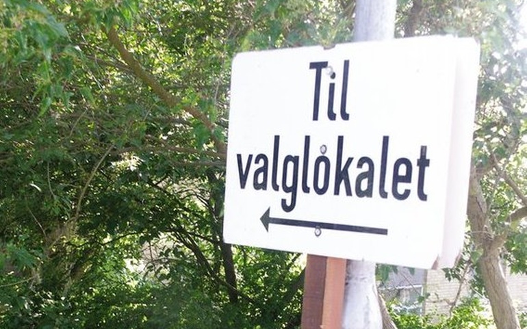 Til valglokalet