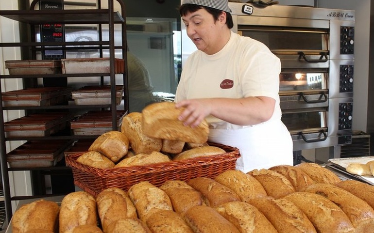 Astrid Grønnesby, ansatt Flyndra AS
