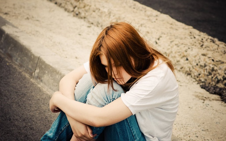 Frustrert/trist jente