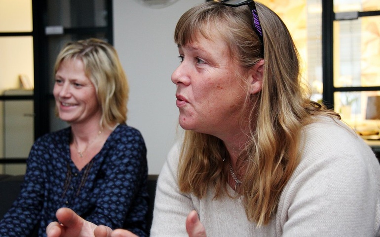 Ingrid Bjørkman (t.h.) og Unni Sveaas Hovde i Bærum kommune.