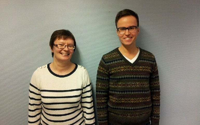 Anita Henriksen (t.v.) og Andrew Sak 