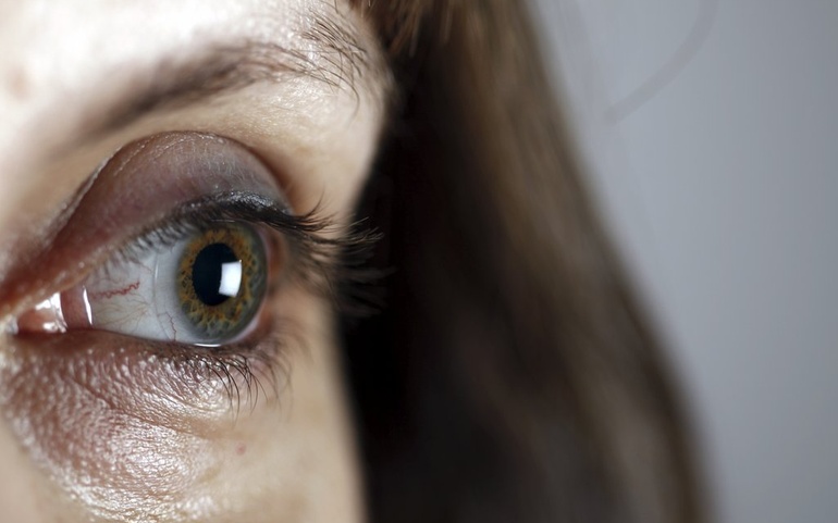 Metakognitiv terapi - kvinne - øye