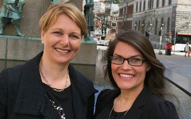 Kari Hjellum (t.v.) og Maria Wåde-Engelsen