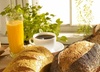 Brød, juice og kaffe